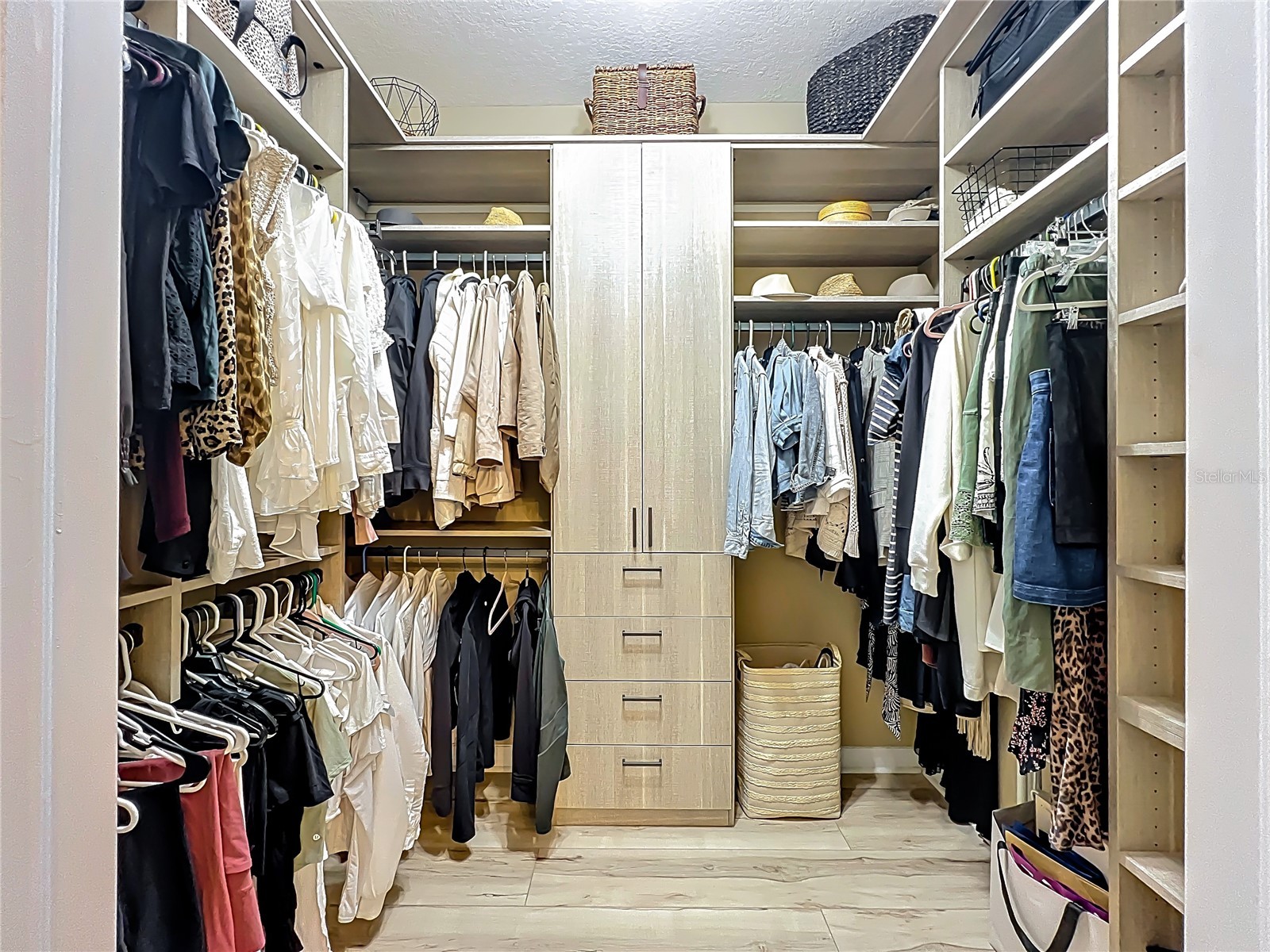 2807 Oriole Drive Sarasota FL 34243 A4658208 image23