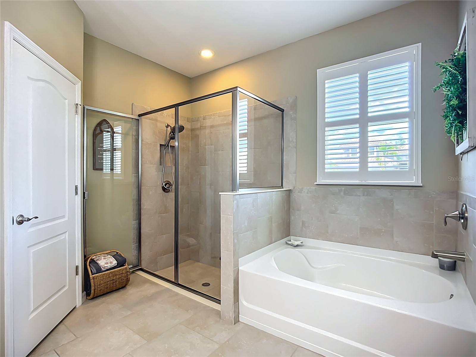 2807 Oriole Drive Sarasota FL 34243 A4658208 image25