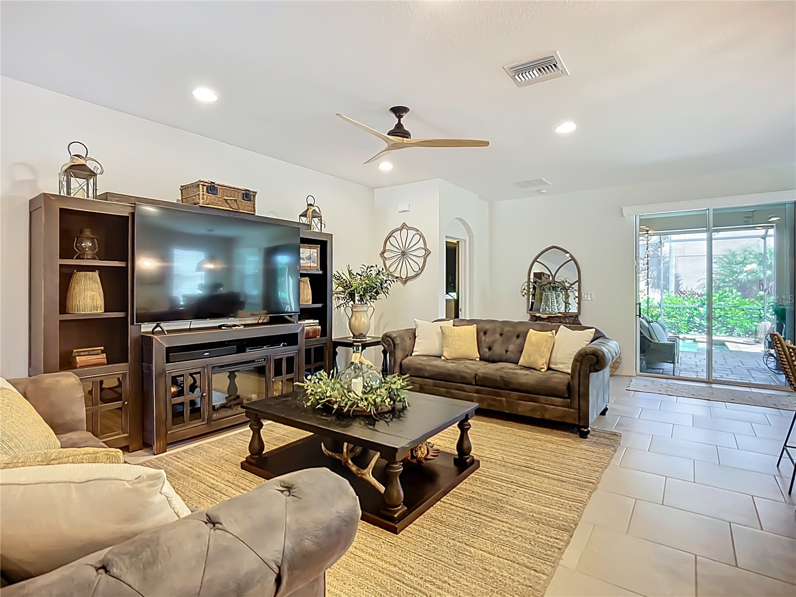 2807 Oriole Drive Sarasota FL 34243 A4658208 image5