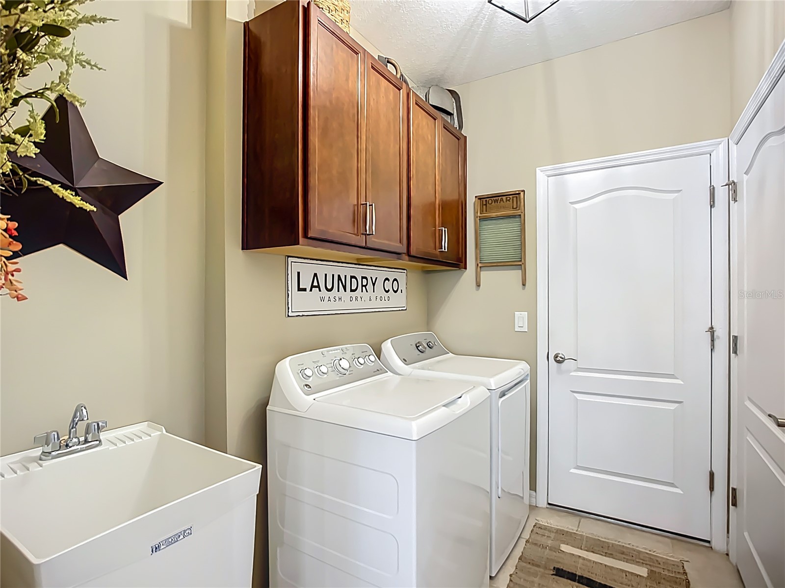 2807 Oriole Drive Sarasota FL 34243 A4658208 image55