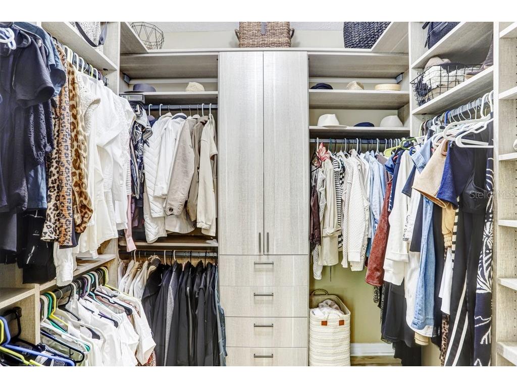 2807 Oriole Drive Sarasota FL 34243 TB8498443 image10