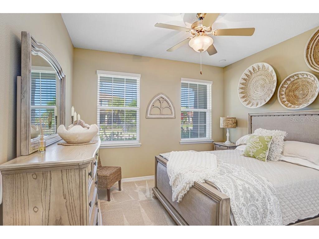 2807 Oriole Drive Sarasota FL 34243 TB8498443 image11