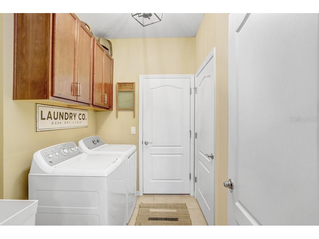 2807 Oriole Drive Sarasota FL 34243 TB8498443 image14