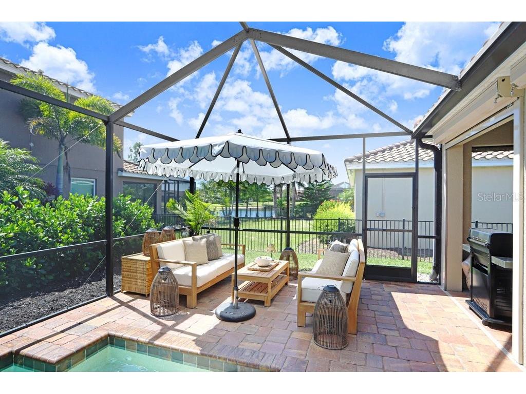 2807 Oriole Drive Sarasota FL 34243 TB8498443 image17