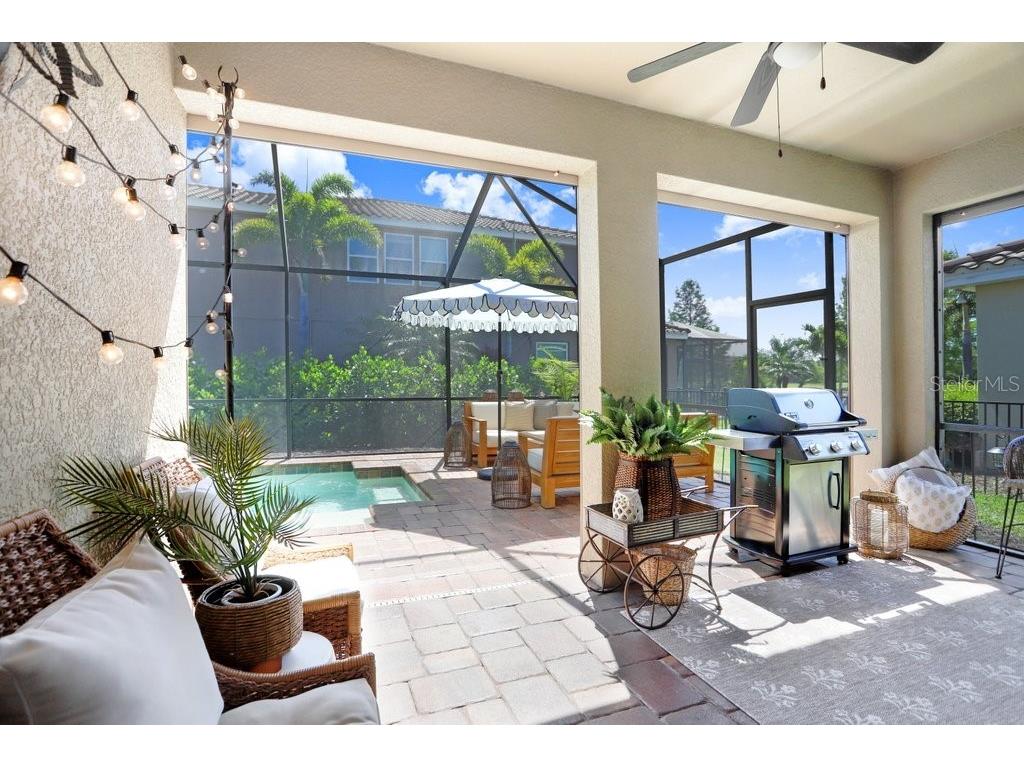 2807 Oriole Drive Sarasota FL 34243 TB8498443 image19