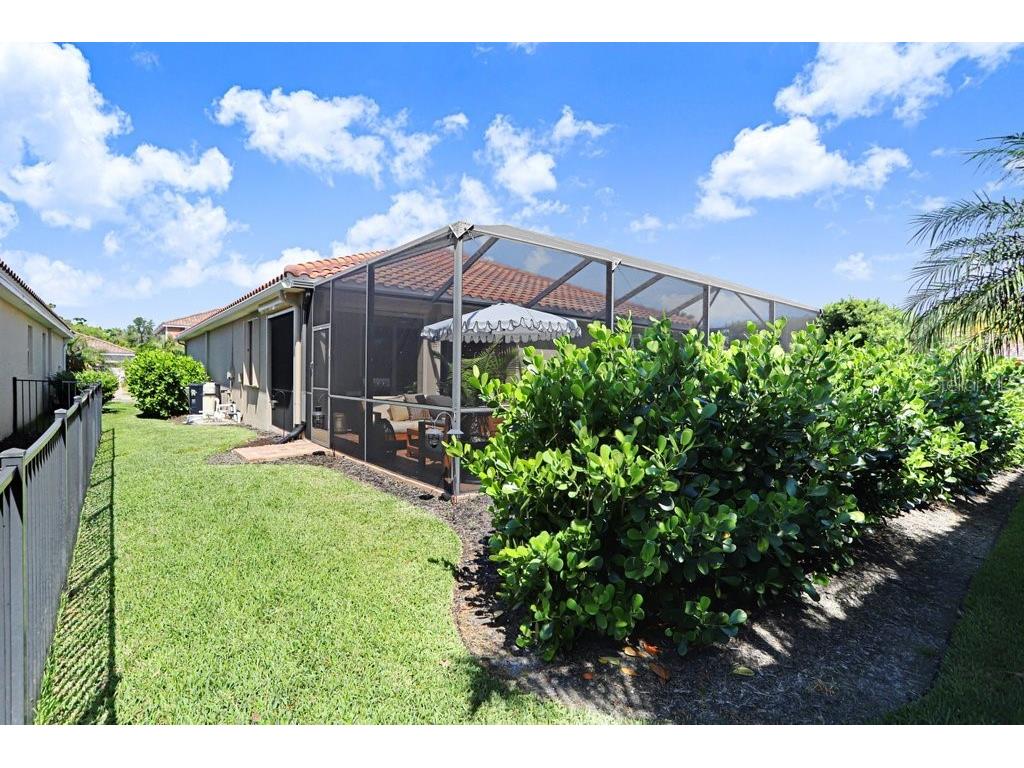 2807 Oriole Drive Sarasota FL 34243 TB8498443 image38