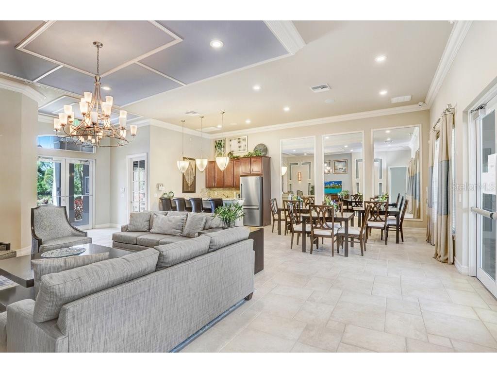 2807 Oriole Drive Sarasota FL 34243 TB8498443 image56