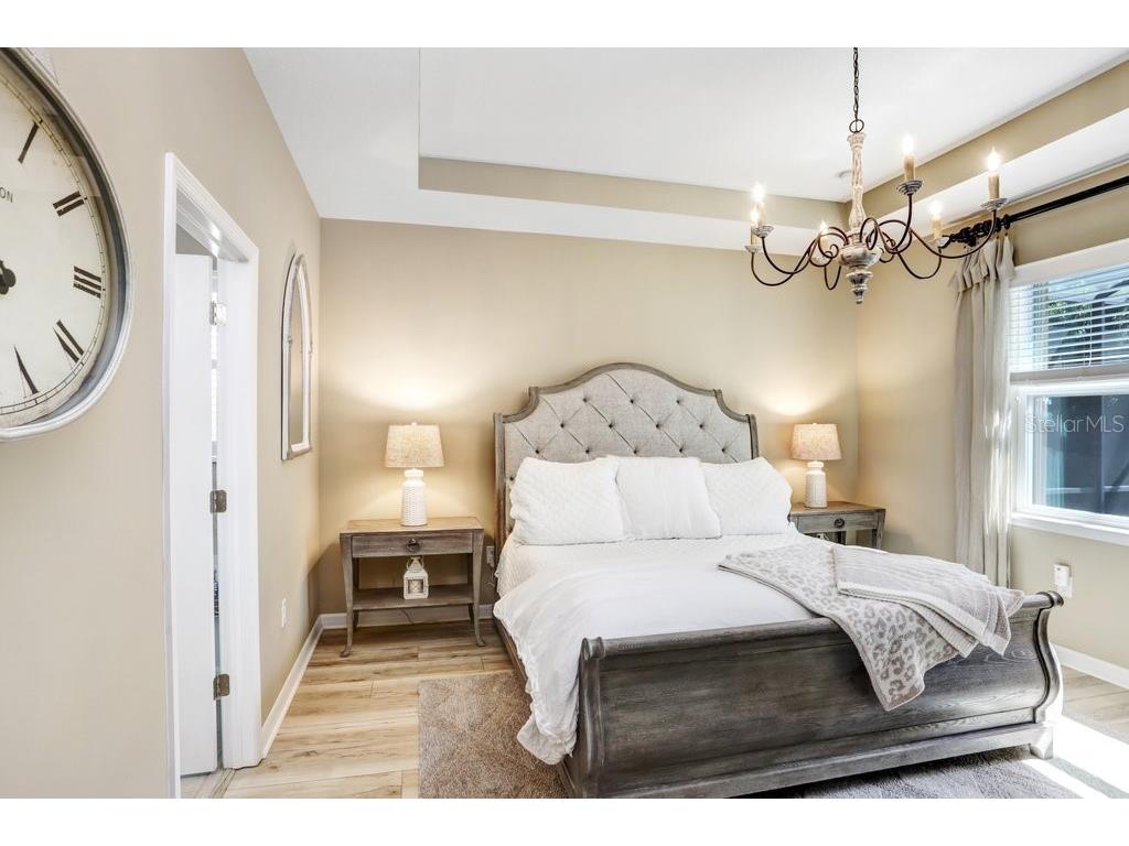 2807 Oriole Drive Sarasota FL 34243 TB8498443 image8