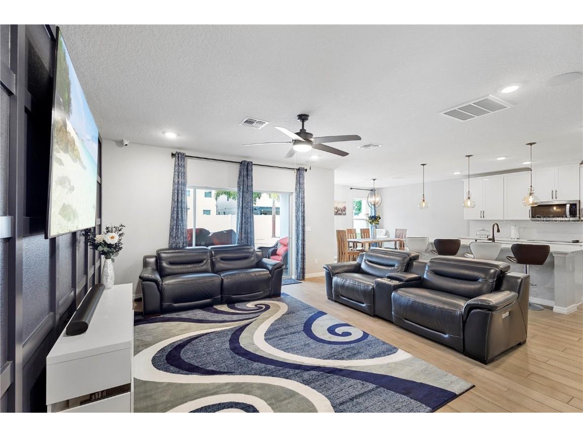 2807 Priego Boulevard Kissimmee FL 34744 V4943640 image5