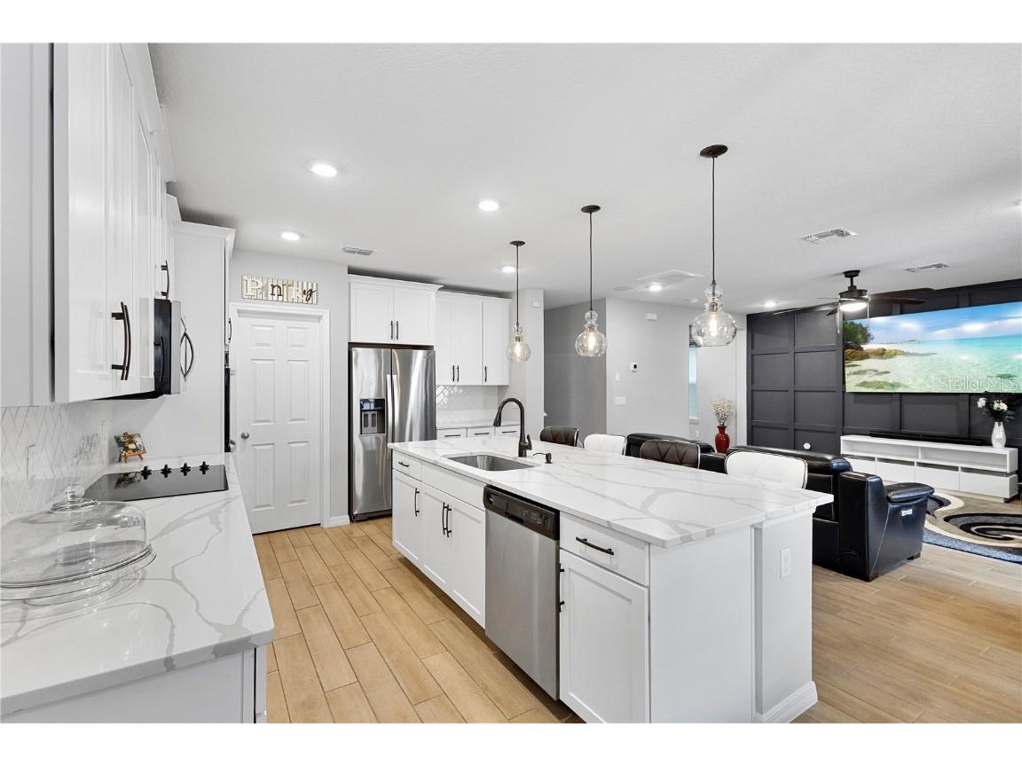 2807 Priego Boulevard Kissimmee FL 34744 V4943640 image9