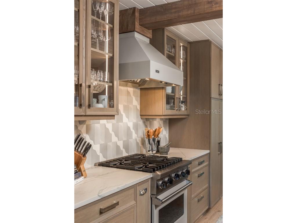 2807 Sunset Way Saint Pete Beach FL 33706 TB8445450 image9