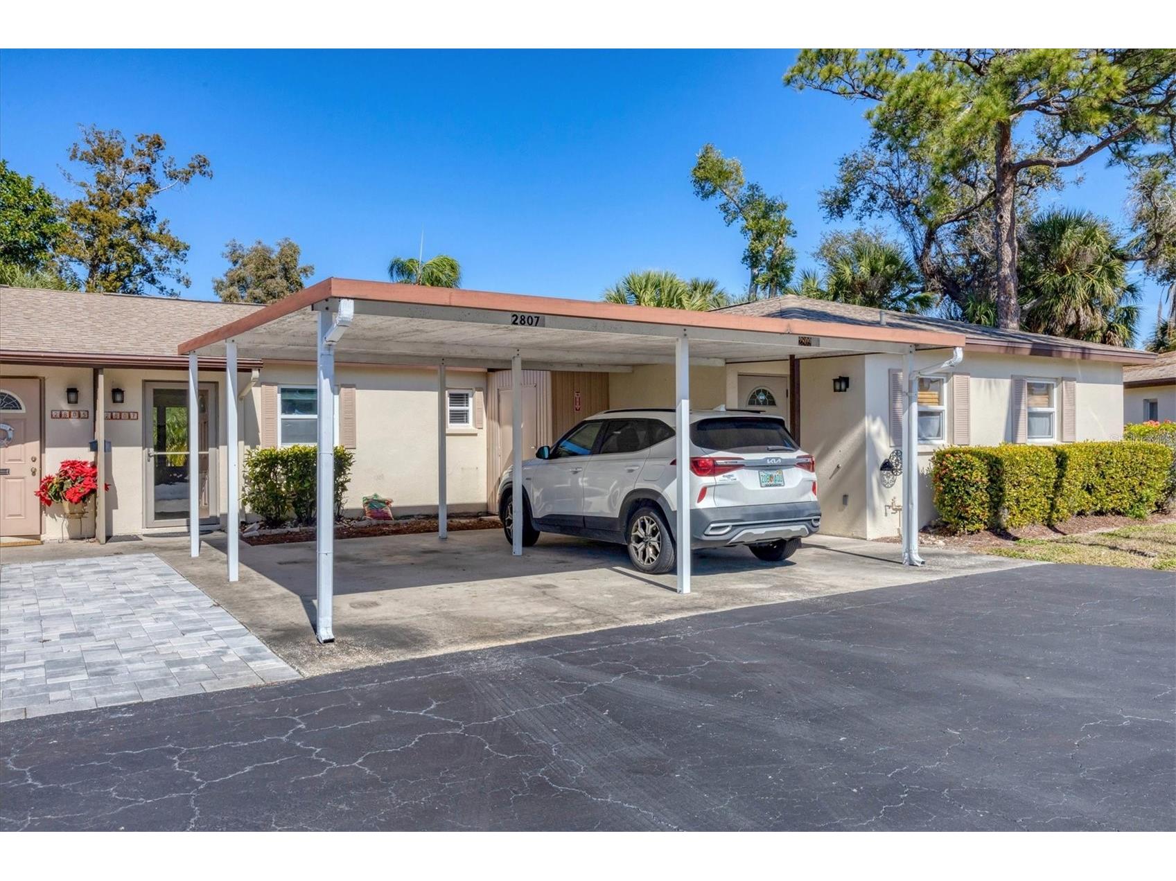 2807 Swifton Drive #3 Sarasota FL 34231 A4680385 image1