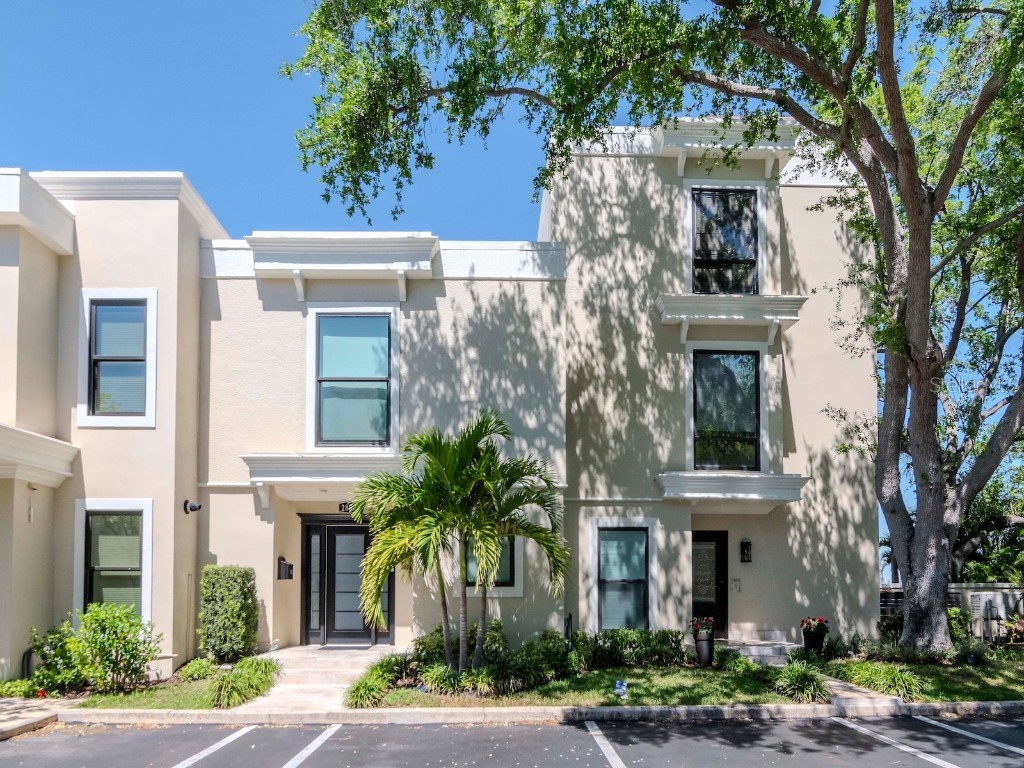 2807 W Hawthorne Road #11 Tampa FL 33611 - HILLSBOROUGH BAY TB8383862 image3