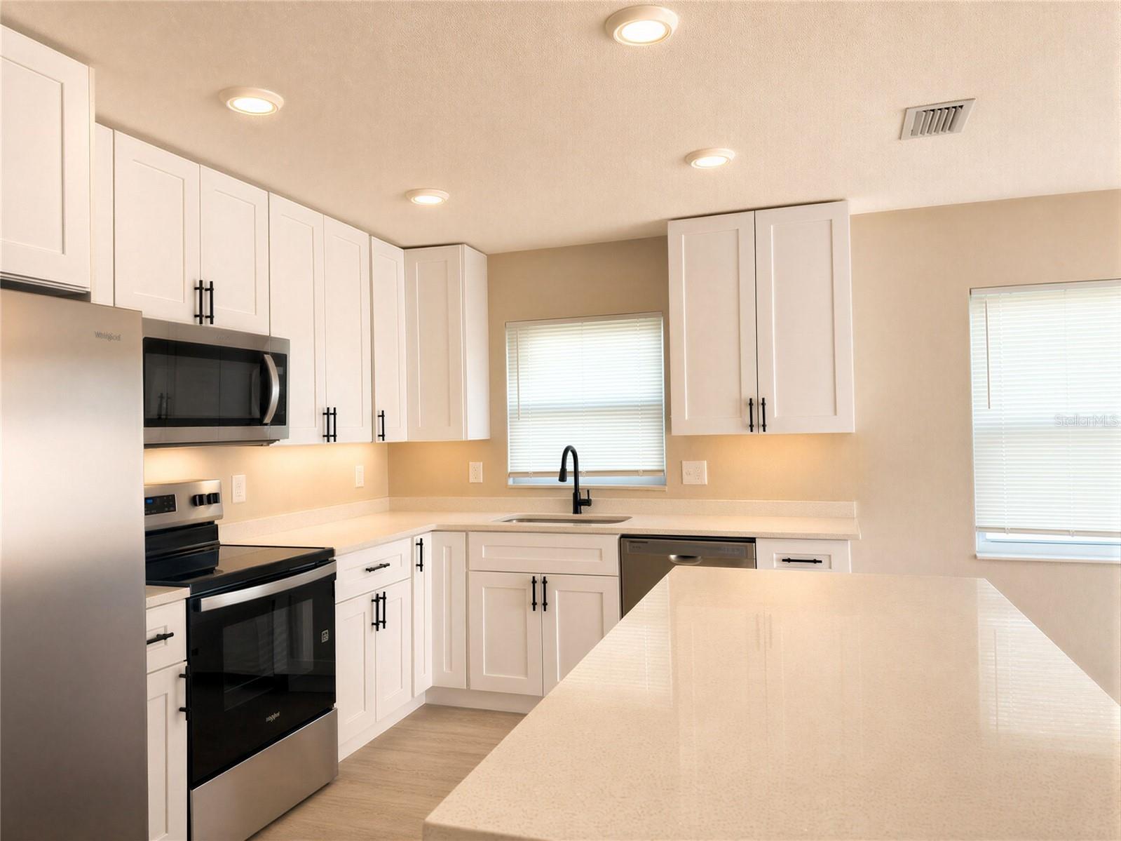 2807 Wyndham Lane Orlando FL 32808 O6420870 image8