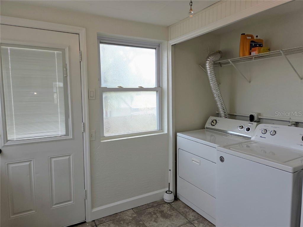 2808 56th Street S #UPPER Gulfport FL 33707 TB8447702 image25