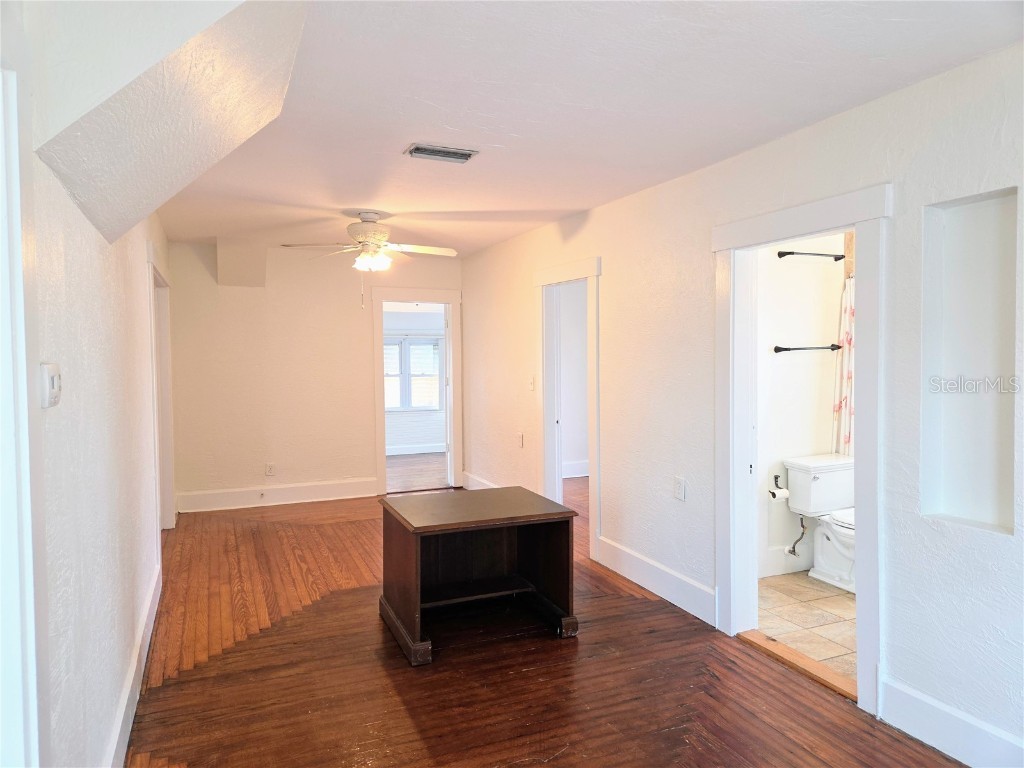 2808 56th Street S #UPPER Gulfport FL 33707 TB8447702 image4