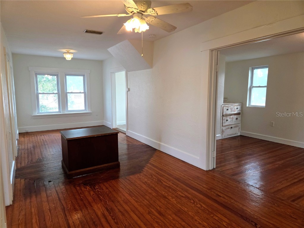 2808 56th Street S #UPPER Gulfport FL 33707 TB8447702 image6