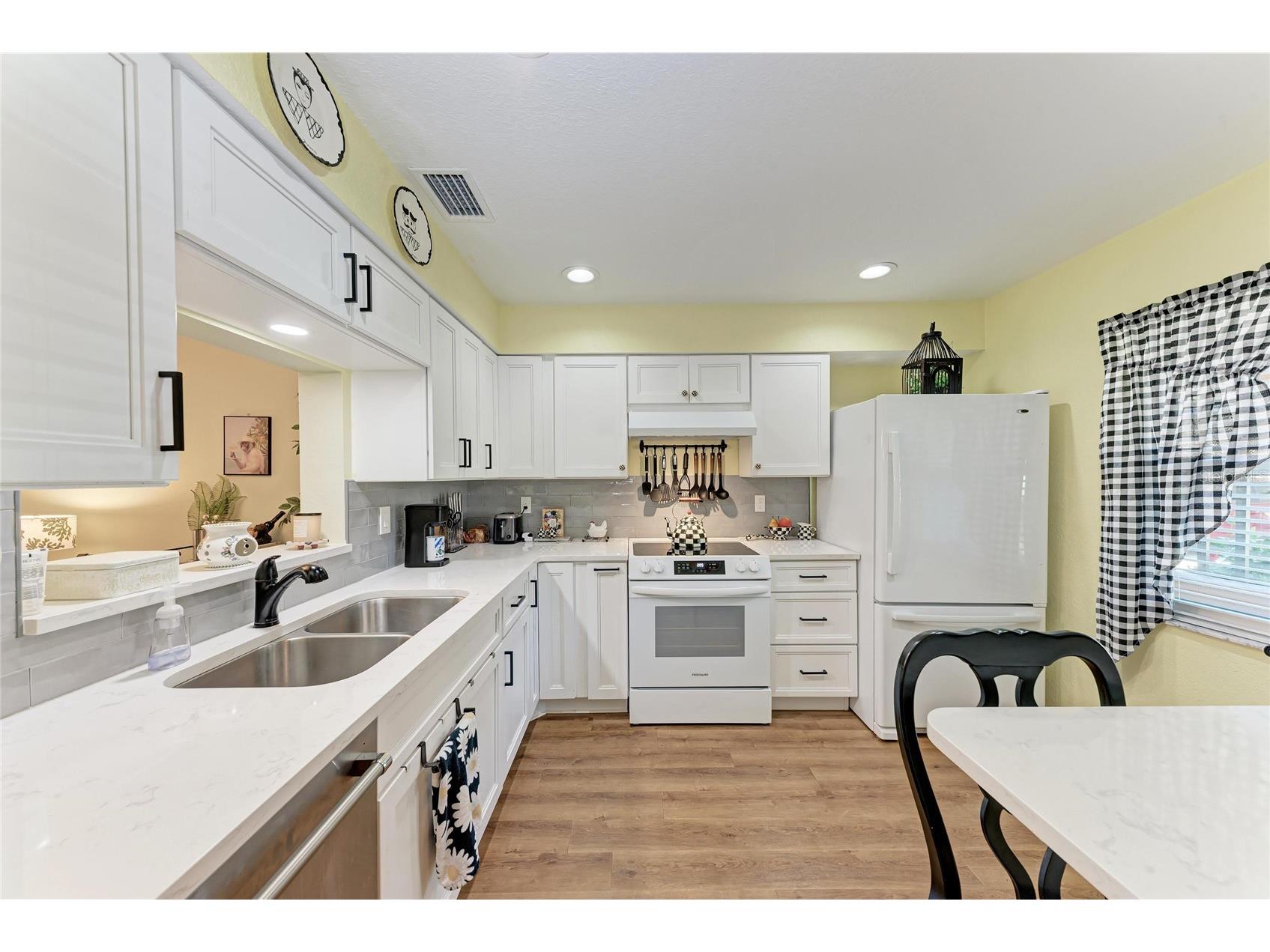2808 60th Avenue W #1201 Bradenton FL 34207 A4681251 image6
