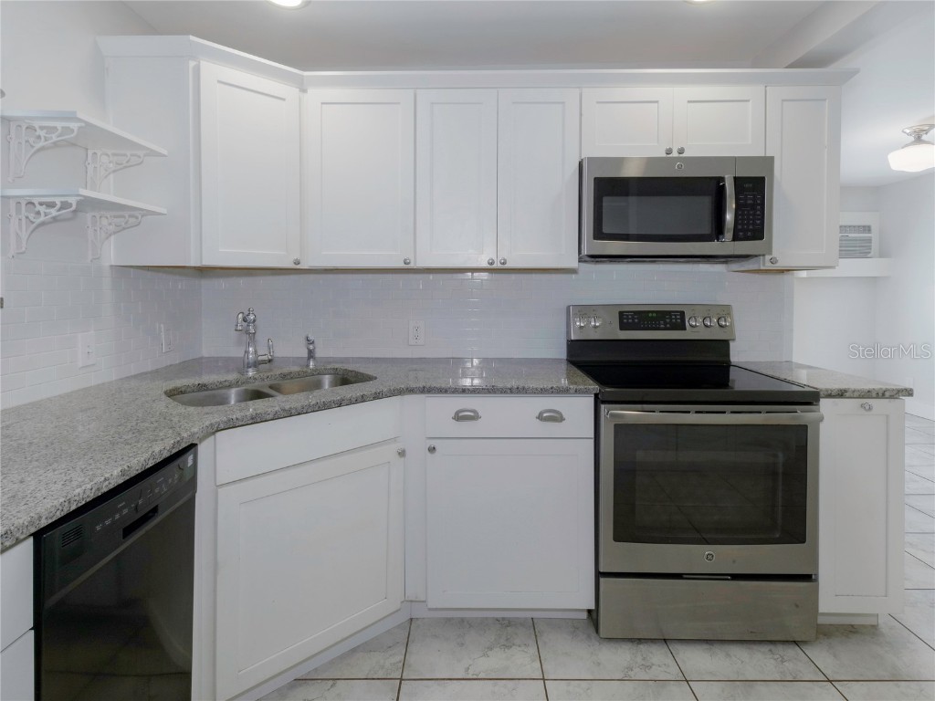 2808 Clinton Street S #E Gulfport FL 33707 TB8451440 image10