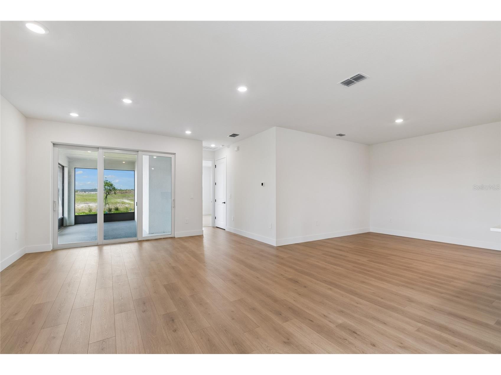 2808 Marrakesh Lane Sarasota FL 34234 TB8470352 image15
