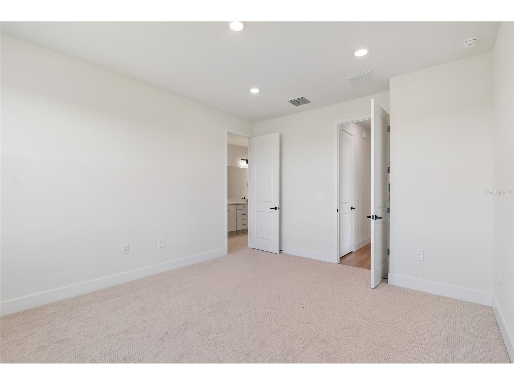 2808 Marrakesh Lane Sarasota FL 34234 TB8470352 image23