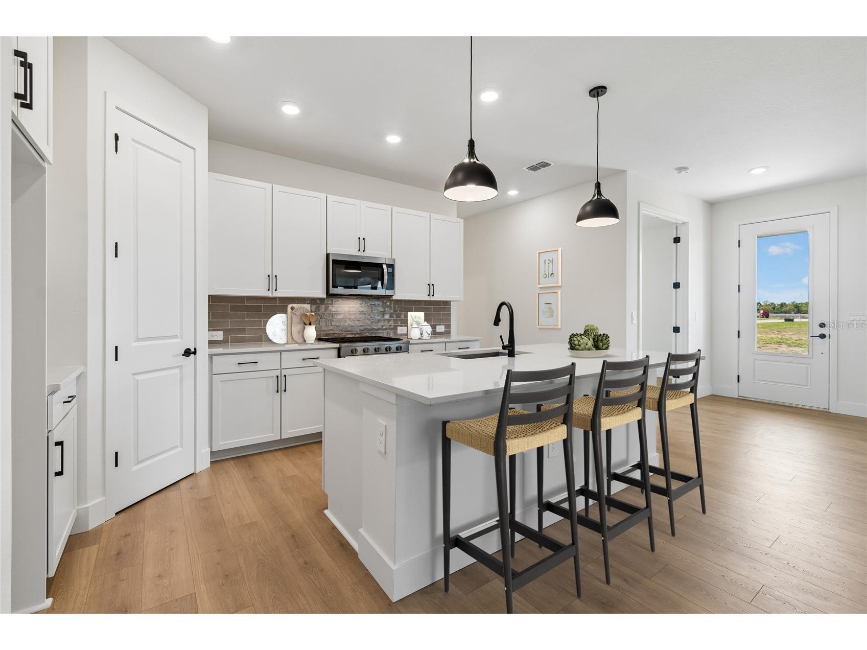 2808 Marrakesh Lane Sarasota FL 34234 TB8470352 image5