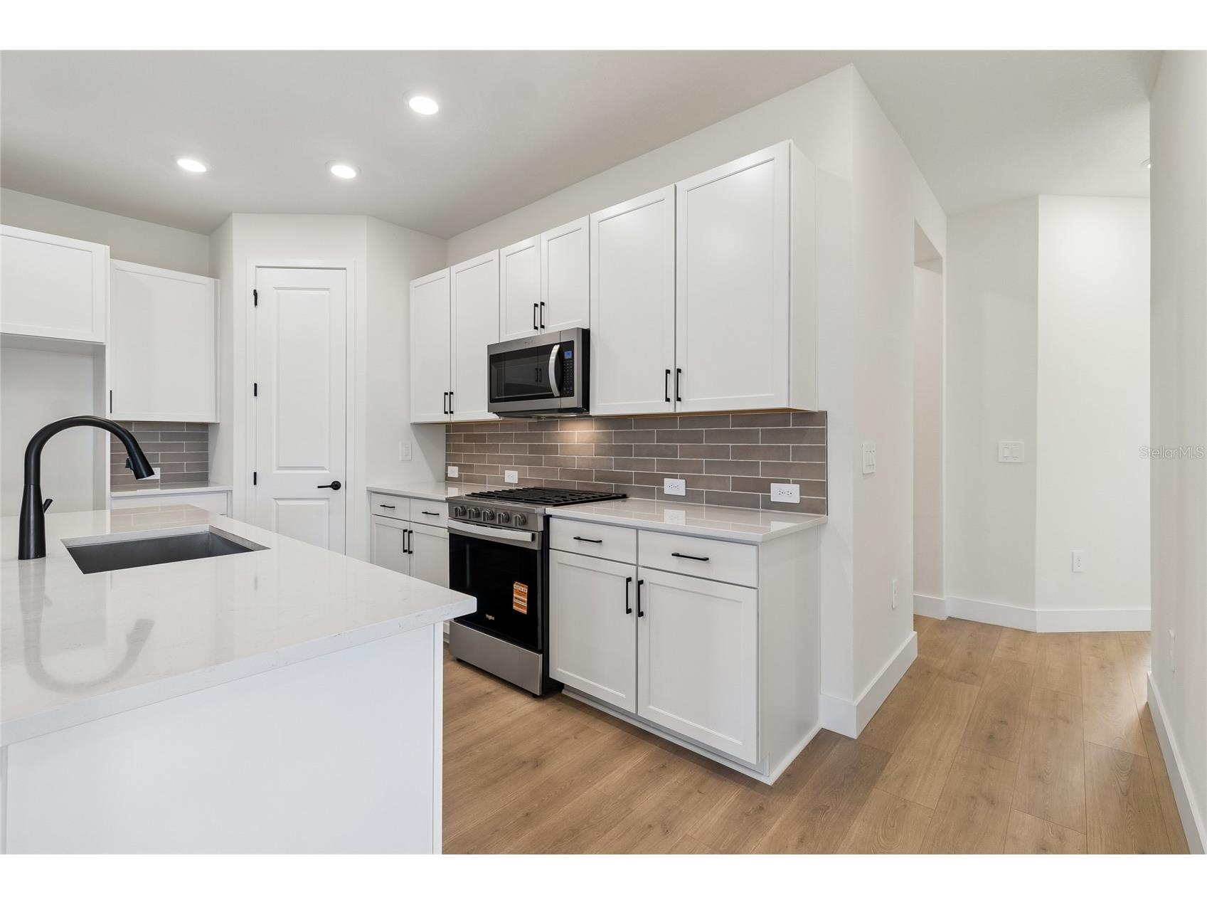 2808 Marrakesh Lane Sarasota FL 34234 TB8470352 image8