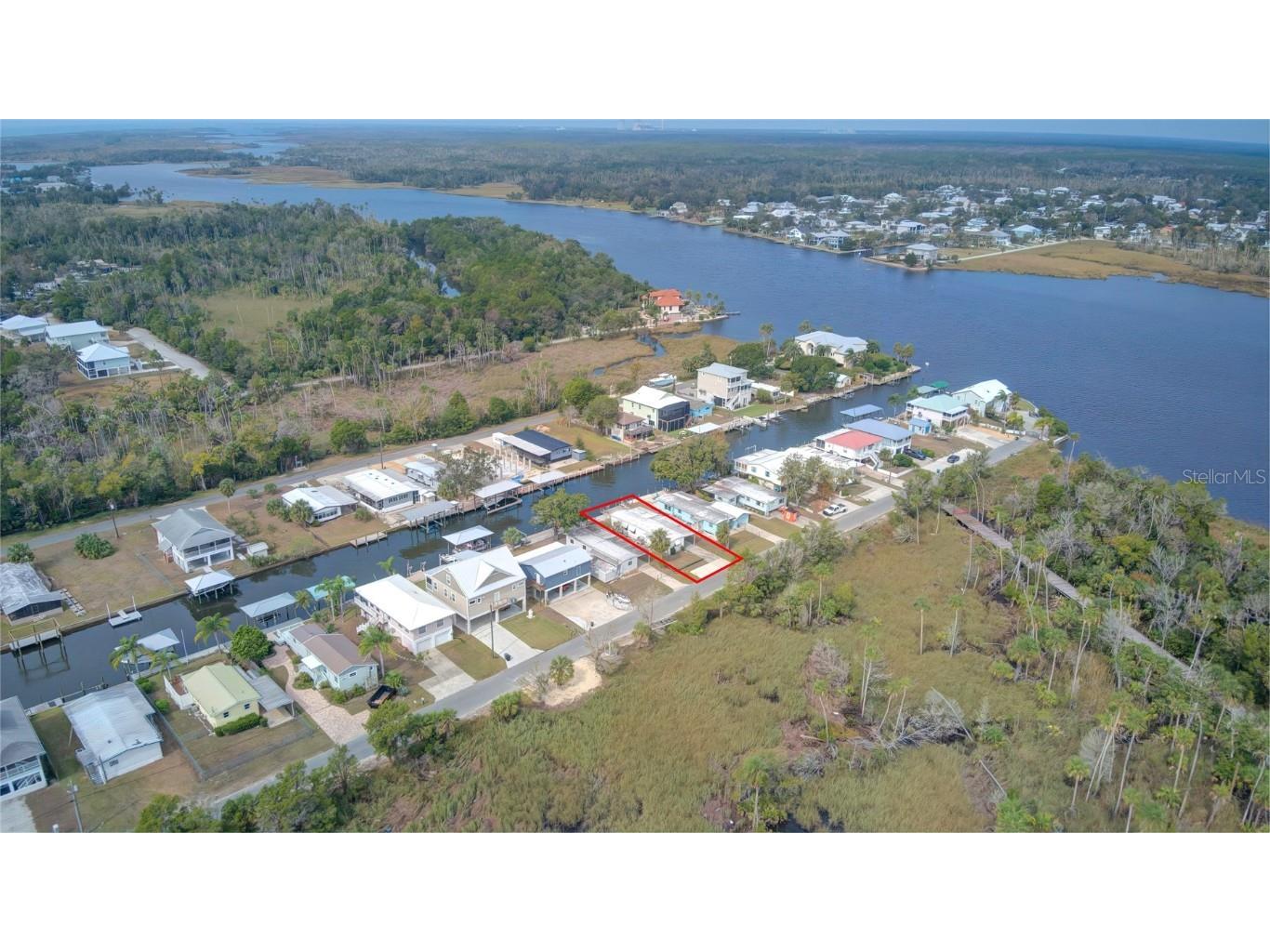 2808 N Comanche Point Crystal River FL 34429 W7868798 image1