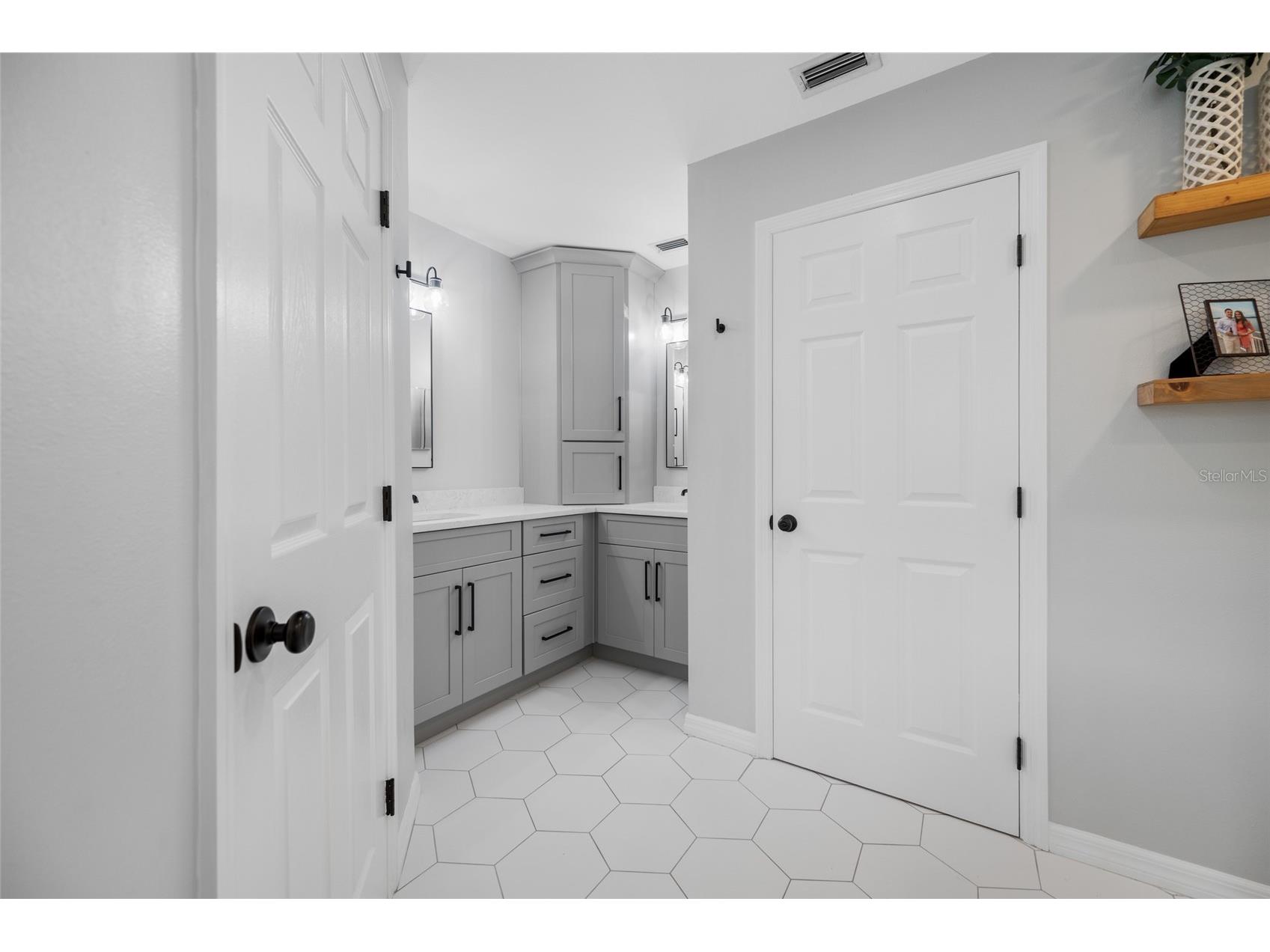 2808 Southpointe Lane Tampa FL 33611 TB8488492 image39