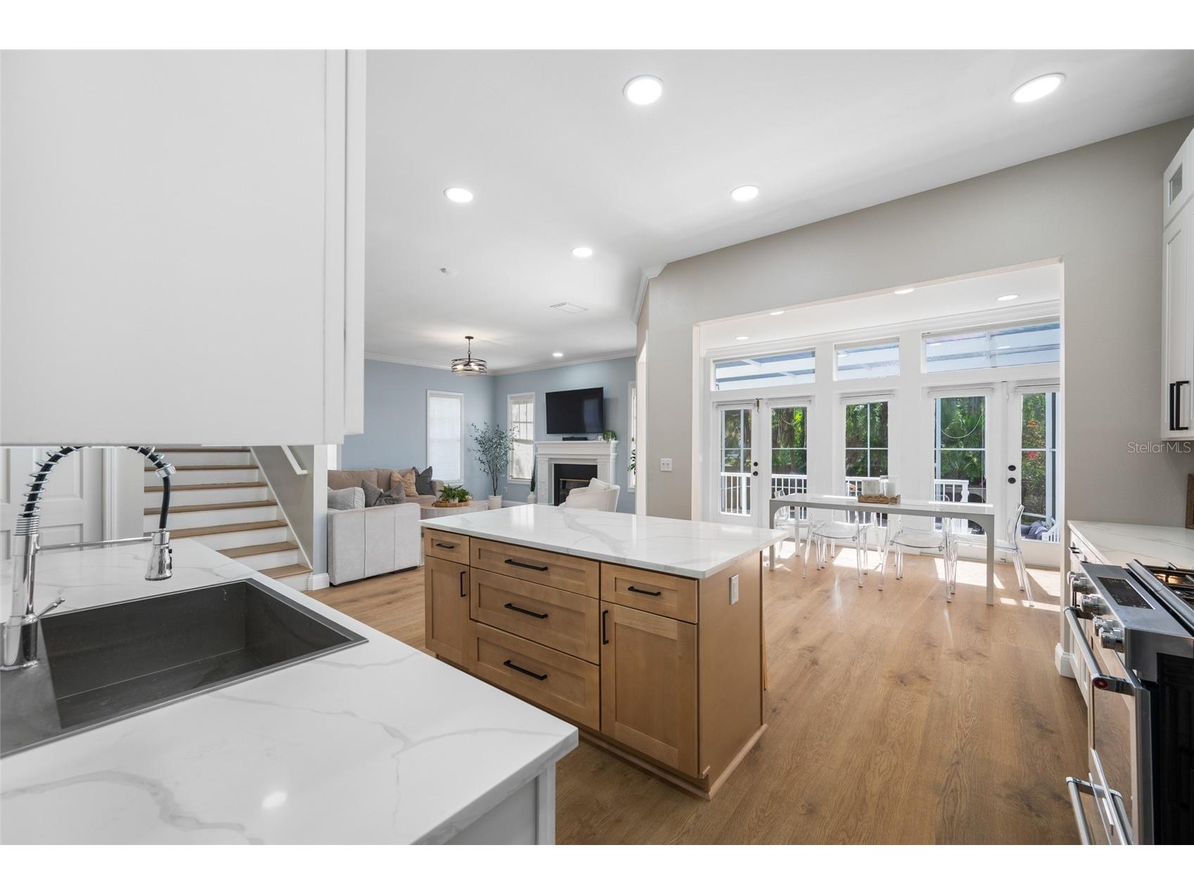 2808 Southpointe Lane Tampa FL 33611 TB8488492 image5