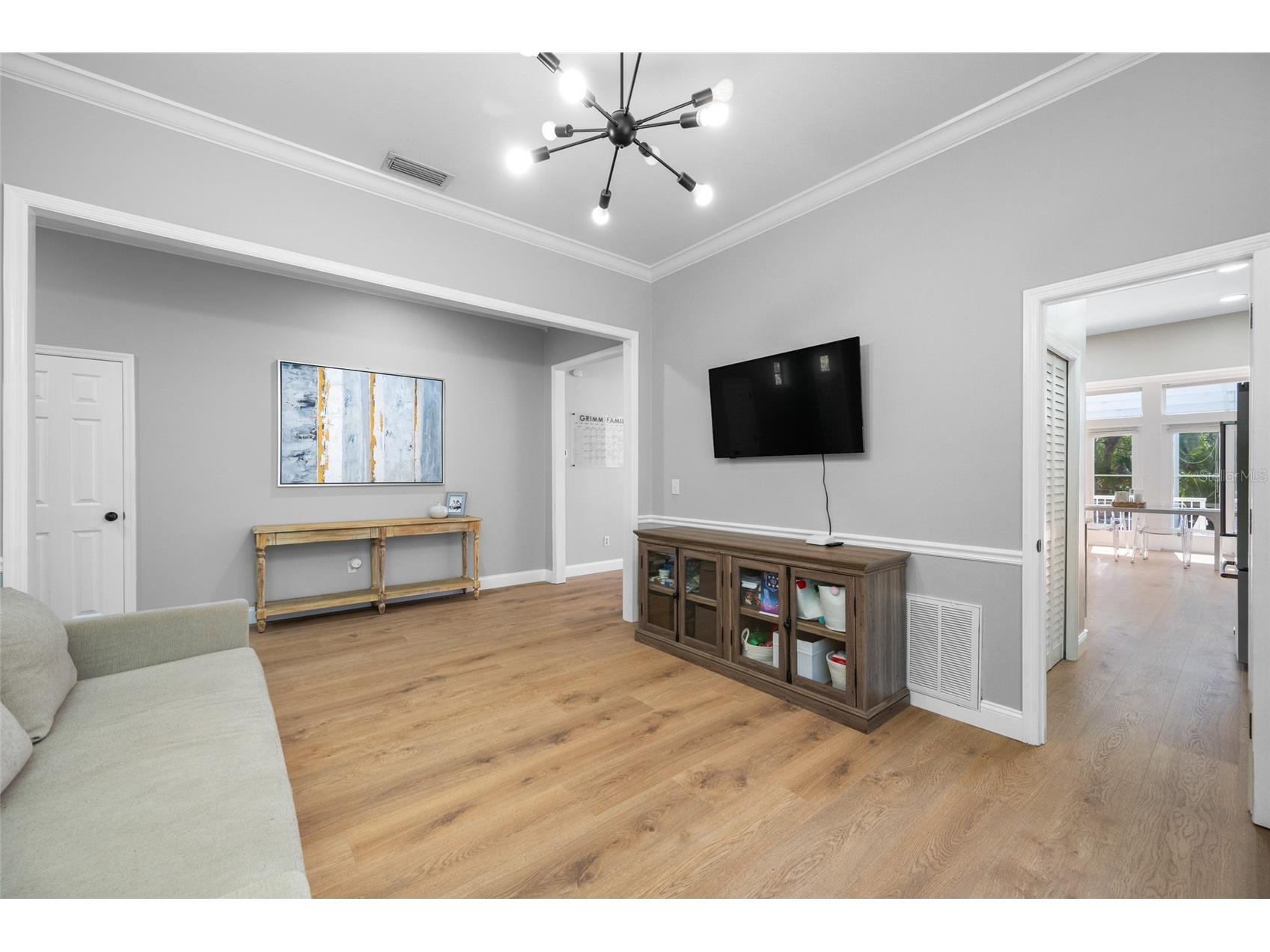 2808 Southpointe Lane Tampa FL 33611 TB8488492 image7