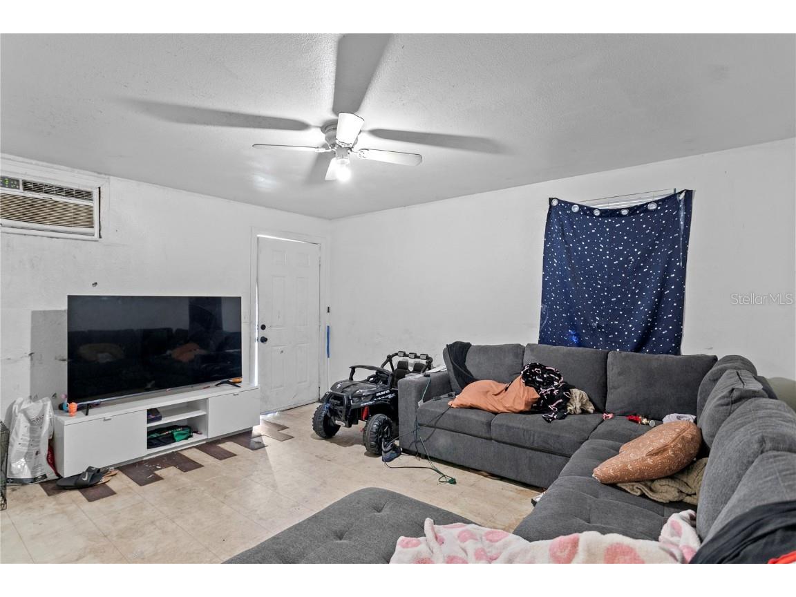 2809 Anthony Street Tampa FL 33619 TB8430700 image4