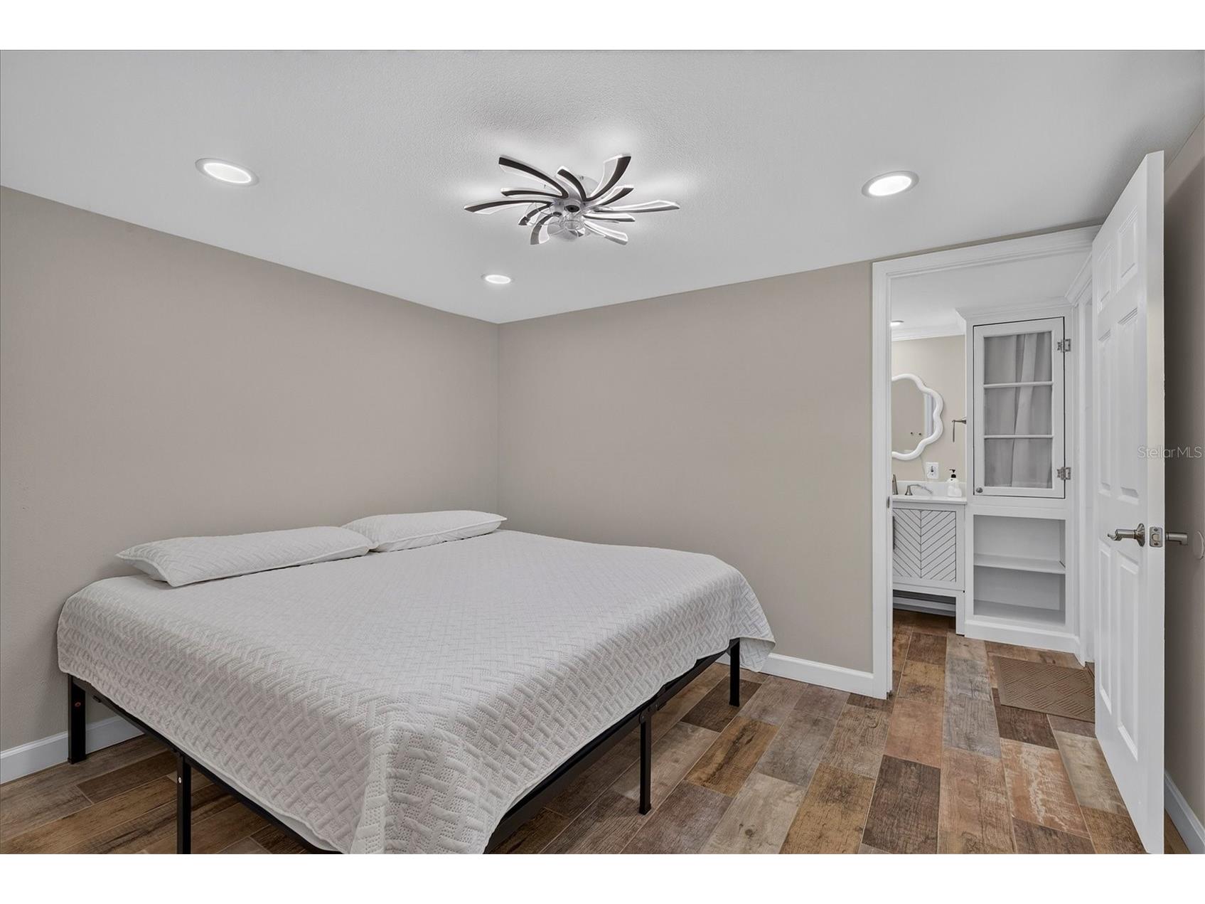 2809 Fleeman Road Palm Harbor FL 34683 TB8527738 image42