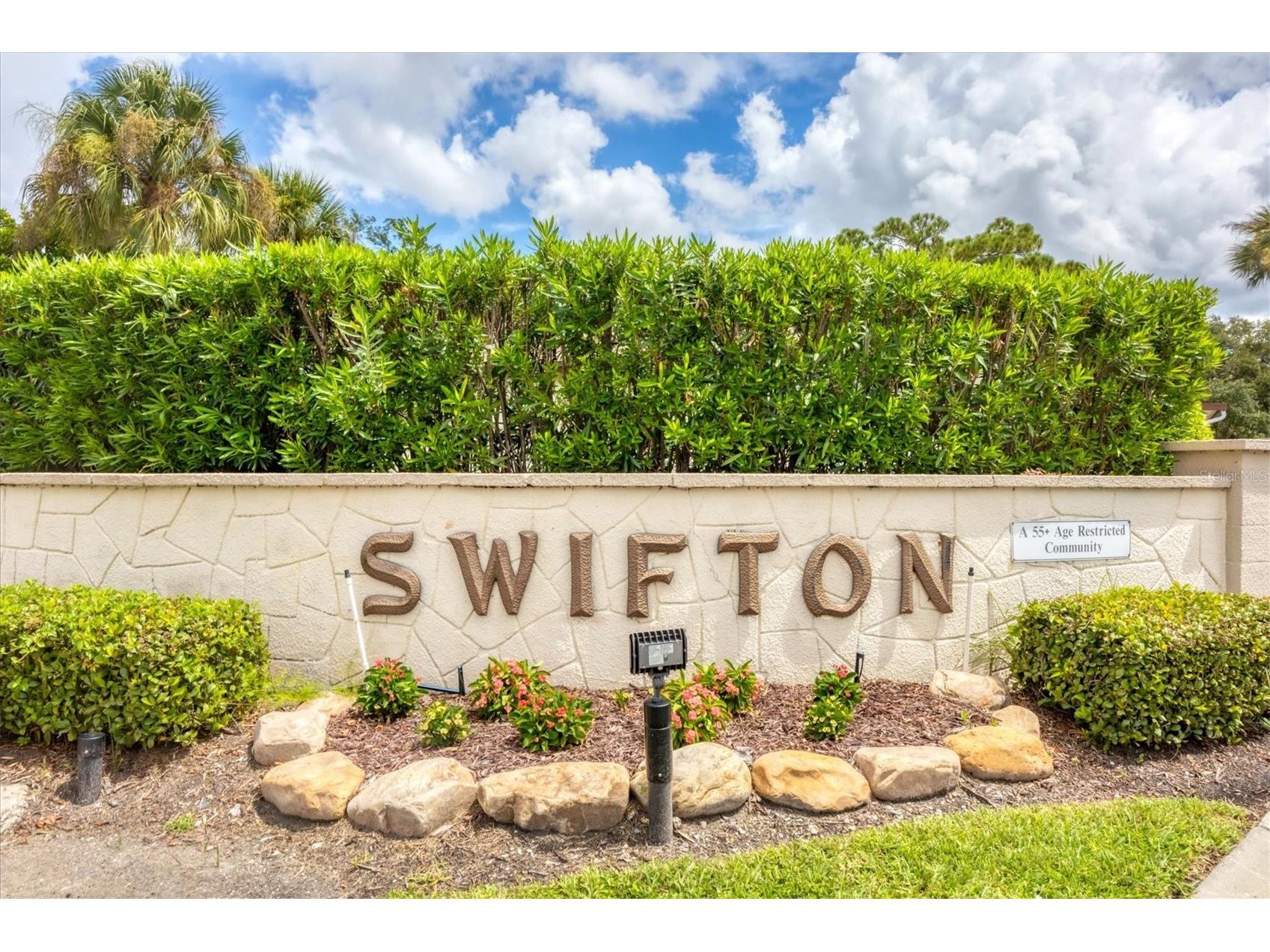 2809 Swifton Drive #4 Sarasota FL 34231 A4695978 image2