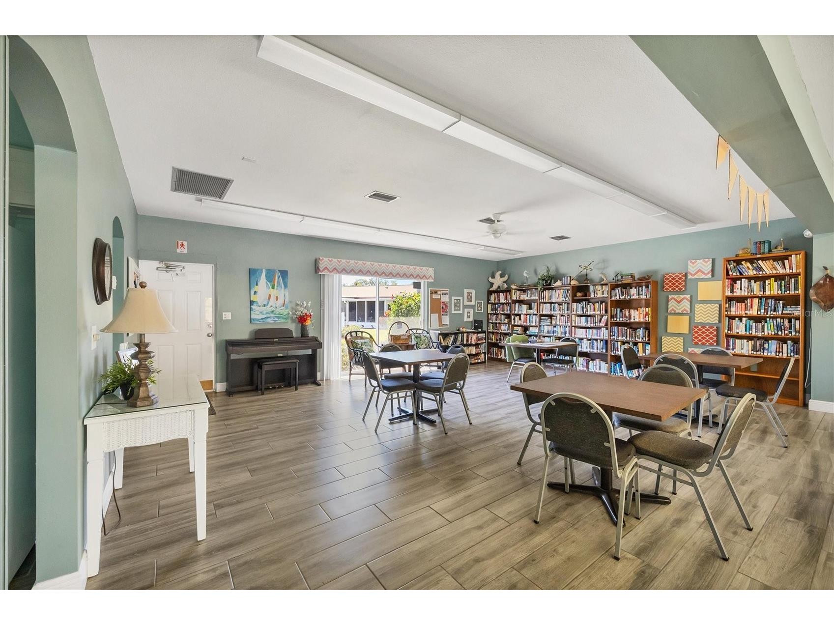 2809 Swifton Drive #4 Sarasota FL 34231 A4695978 image28