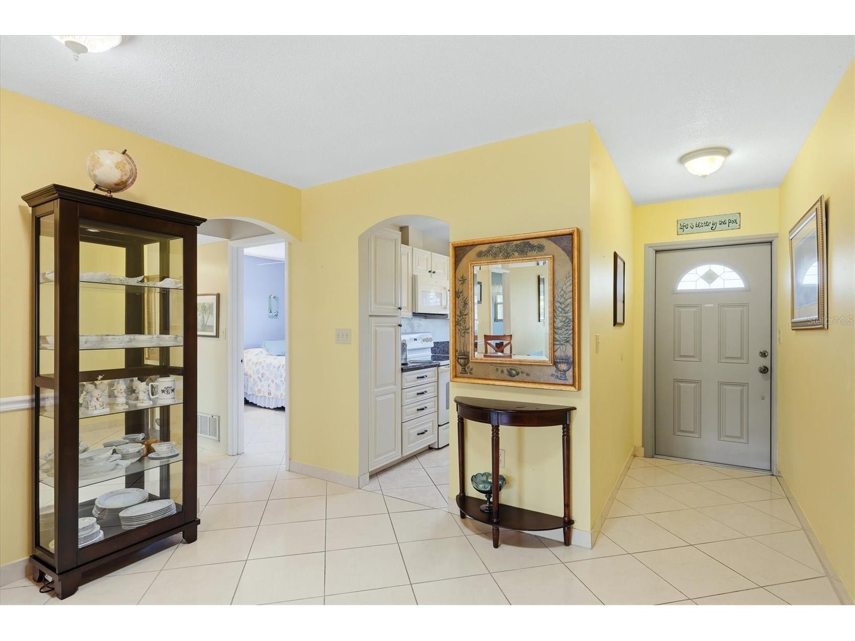 2809 Swifton Drive #4 Sarasota FL 34231 A4695978 image4