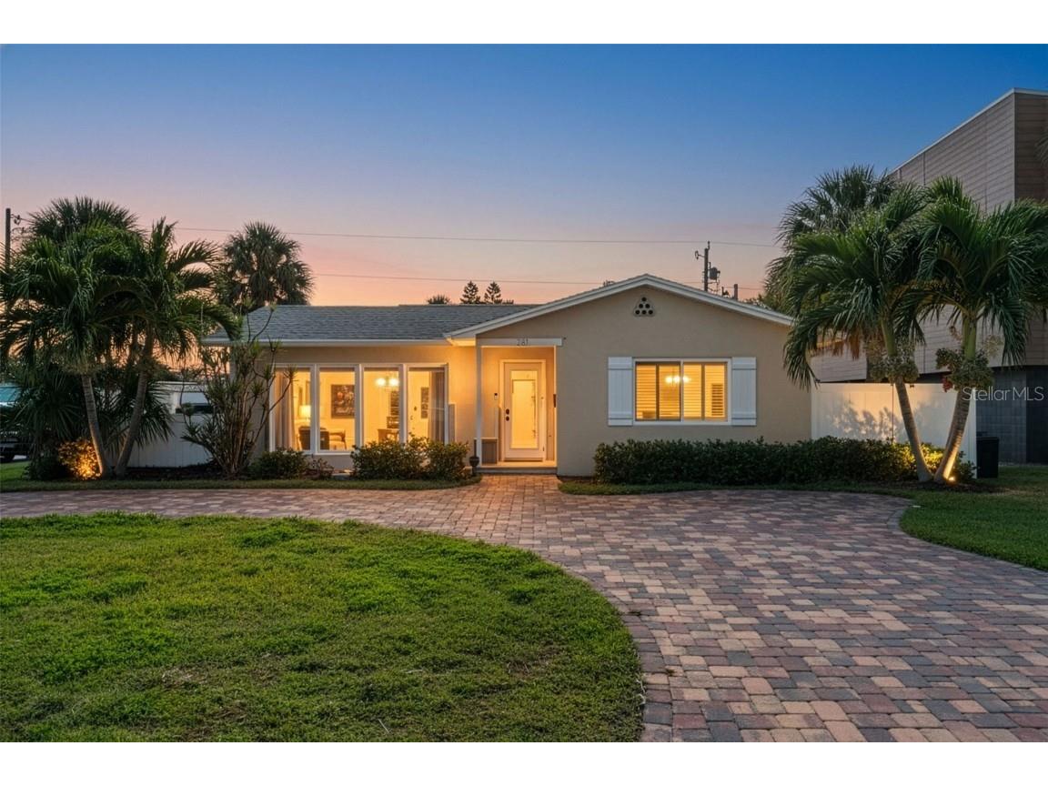 281 44th Avenue Saint Pete Beach FL 33706 TB8445806 image1