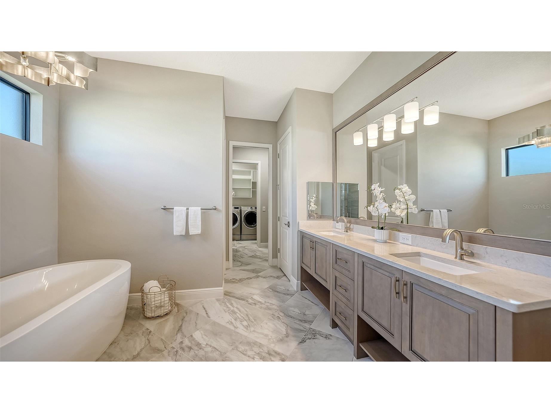 281 Bocelli Drive Nokomis FL 34275 A4683333 image29