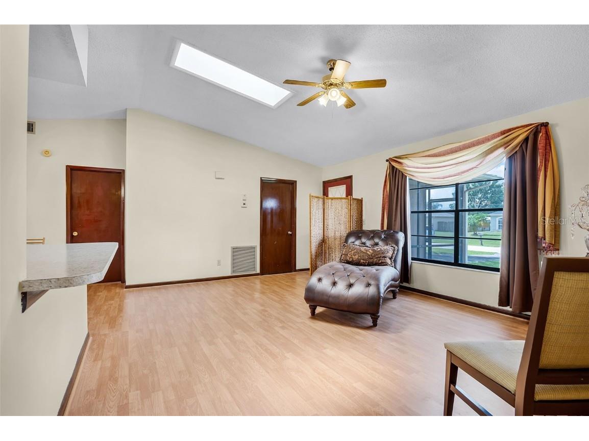 281 NE Greenbrier Avenue Port Saint Lucie FL 34983 O6315806 image5