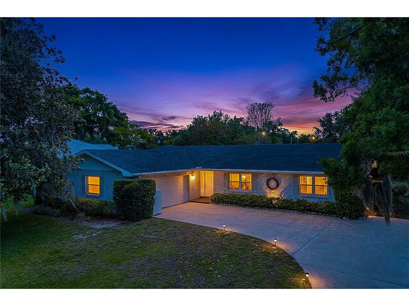 281 Paradise Island Drive Haines City FL 33844 - LITTLE LAKE HAMILTON P4938430 image1