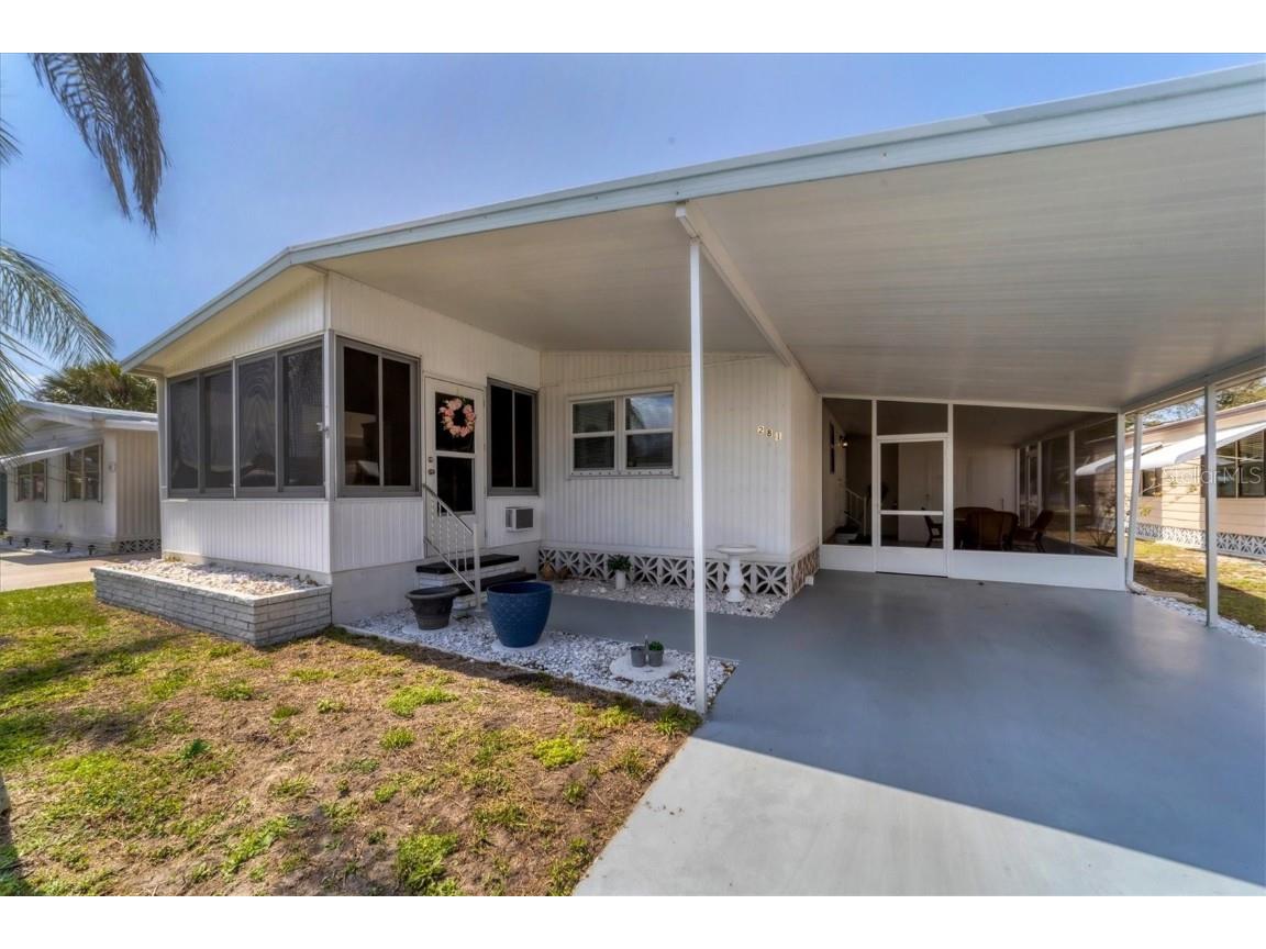 281 Sun Air Circle Osprey FL 34229 N6131657 image1