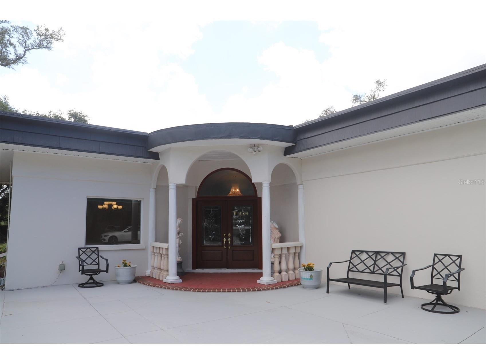 2810 61st Street Sarasota FL 34243 O6422160 image1