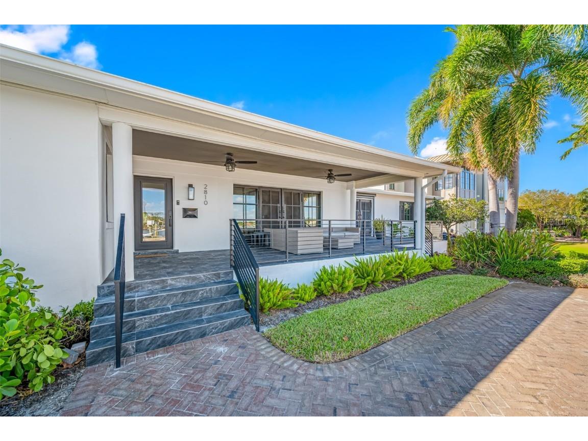 2810 Coffee Pot Boulevard NE Saint Petersburg FL 33704 TB8313607 image1