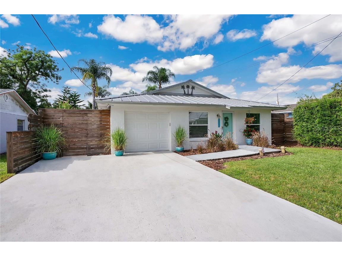 2810 E Crystal Lake Avenue Orlando FL 32806 O6226403 image1