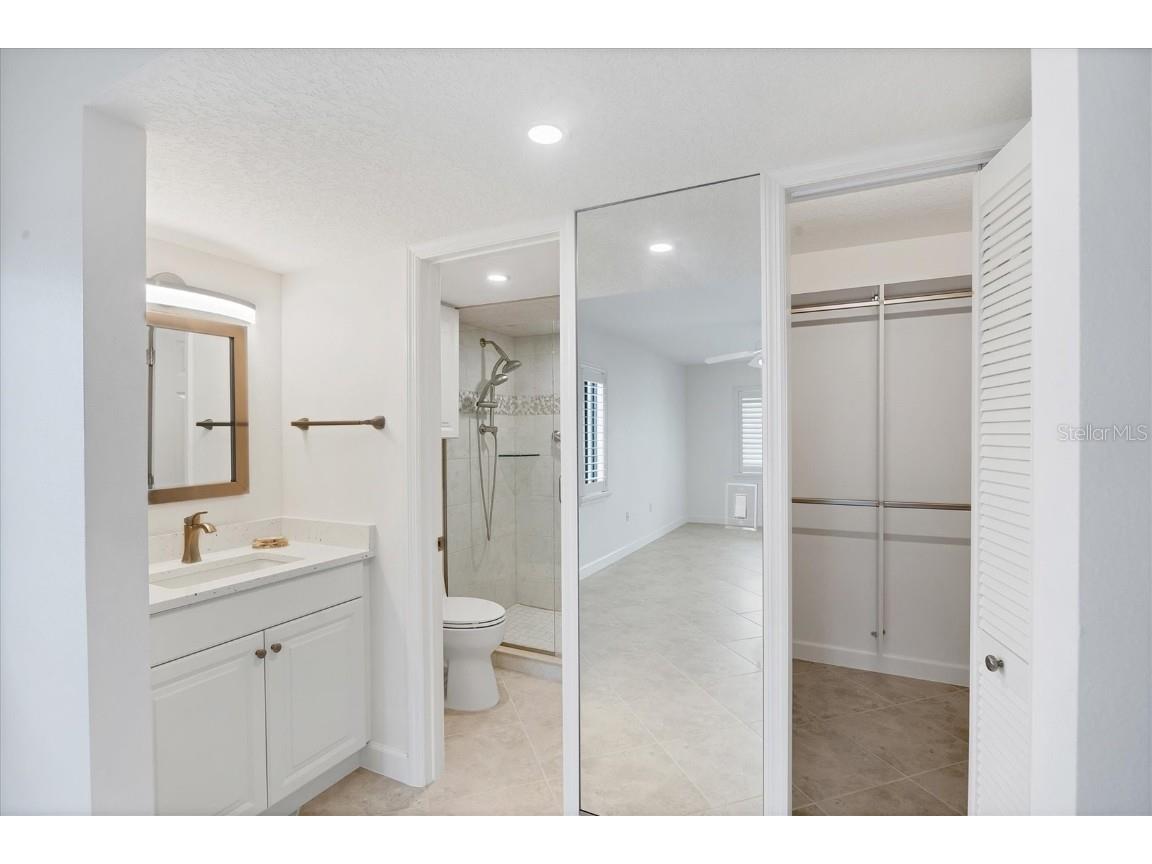 2810 N Beach Road #D205 Englewood FL 34223 C7517988 image23