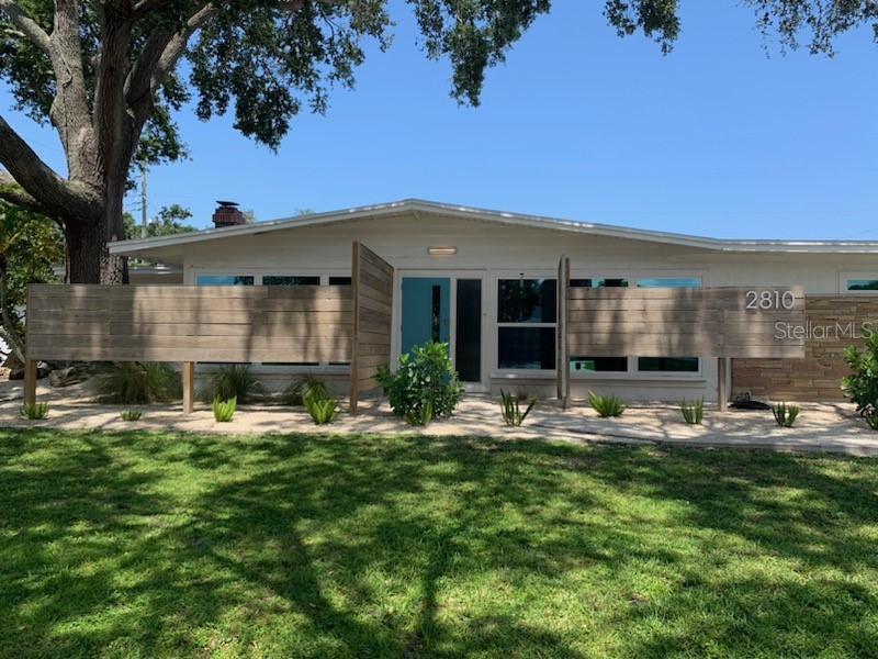 2810 S Jefferson Avenue Sarasota FL 34239 J964946 image1