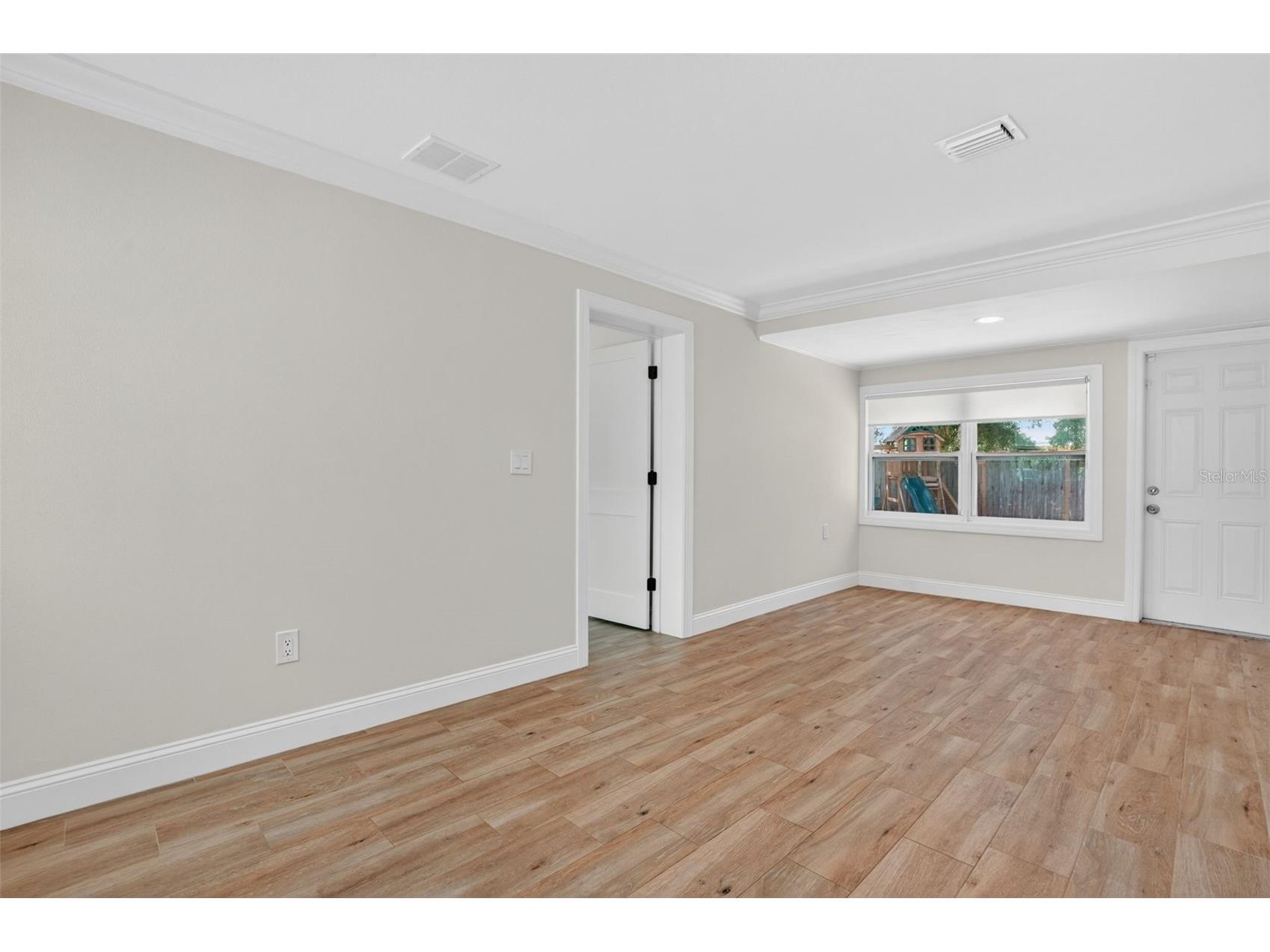 2810 Sanders Drive Tampa FL 33611 TB8510454 image25