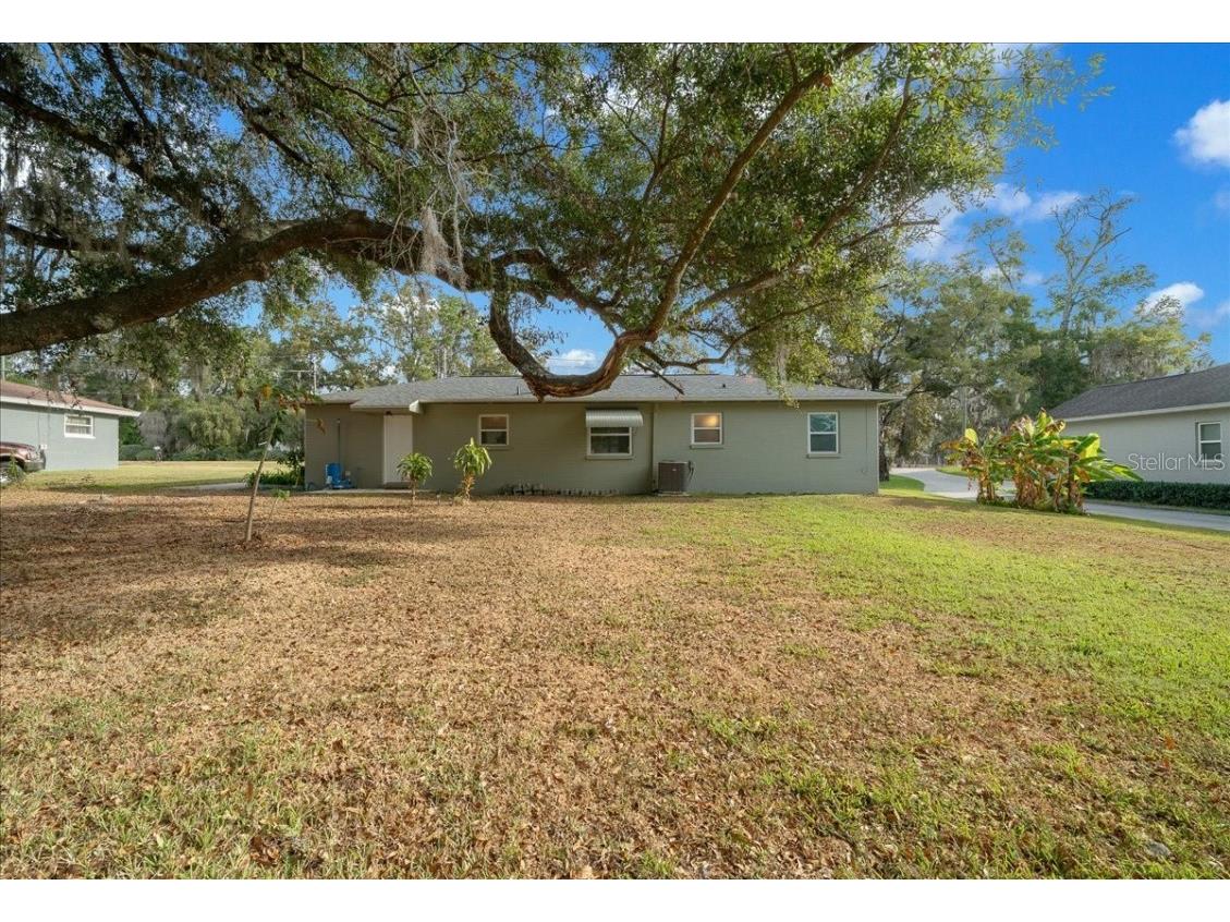 2810 SE Lake Weir Avenue Ocala FL 34471 OM714042 image39