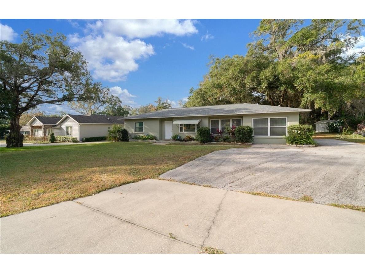 2810 SE Lake Weir Avenue Ocala FL 34471 OM714042 image4