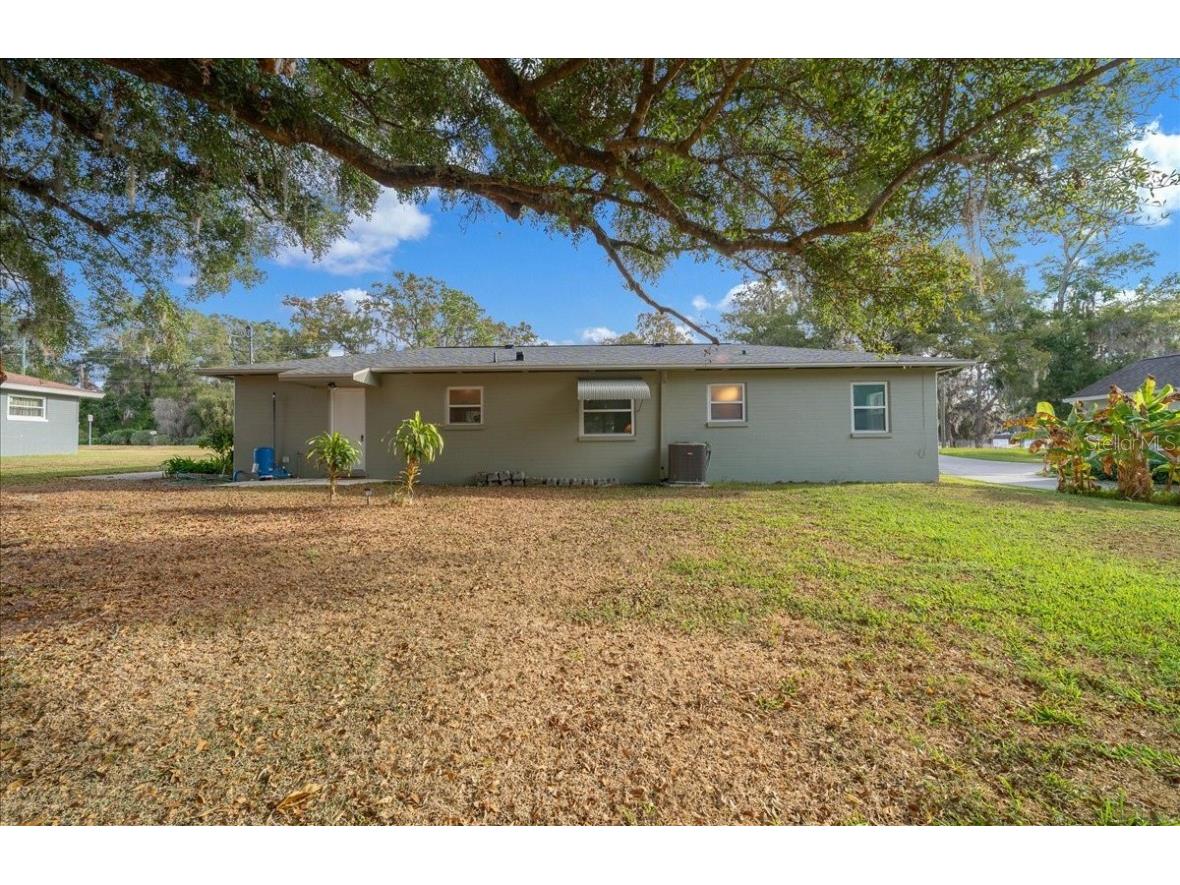 2810 SE Lake Weir Avenue Ocala FL 34471 OM714042 image40